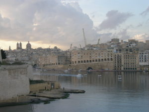 Malta, 16 novembre 2010 Arrivo a La Valletta al sorgere del sole.
